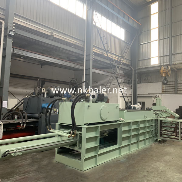 Automatic Tie Baling Press