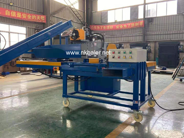 Weighing used clothes rags hydraulic baling machine