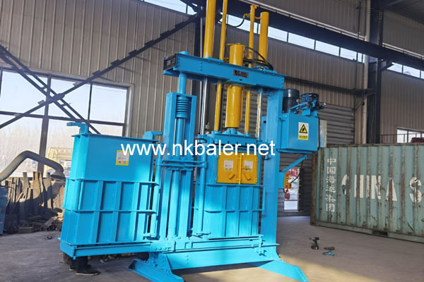 Vertical Used Clothes Balers