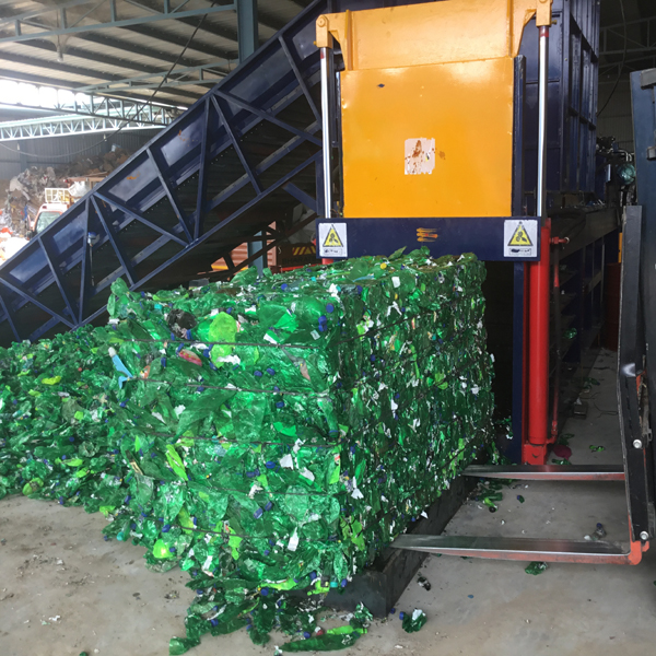 Scrap PET Bottles Horizontal Baler machine