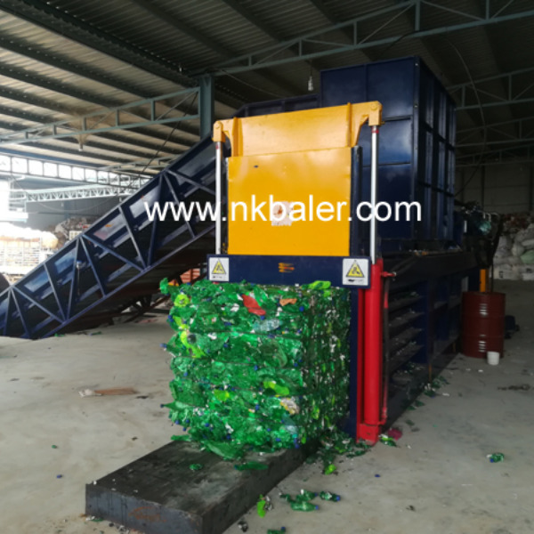 Plastic Hydraulic Baler Machine